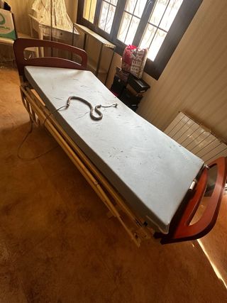 Cama articulada madera y metal