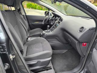 Peugeot 5008 1.6e-HDI Active 115cv 2013