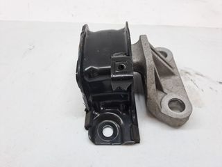 SOPORTE MOTOR OPEL CORSA E 622895