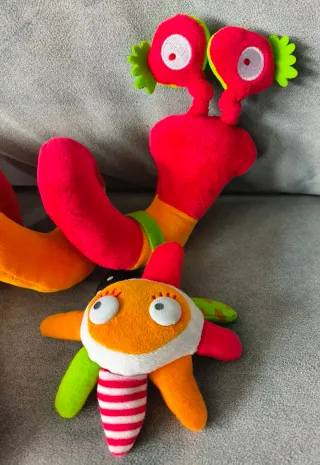 Espiral actividades bebé con muñecos