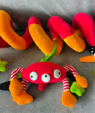 Espiral actividades bebé con muñecos