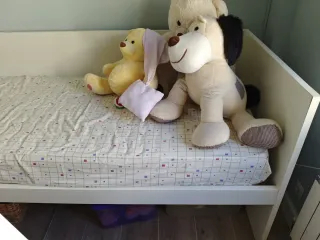 Cama individual con somier
