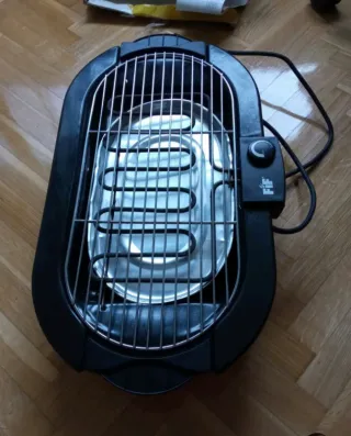 Barbacoa Eléctrica Negra y Plateada