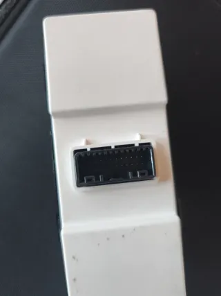 Interruptor de ventana codigo 93570-G2110MGS