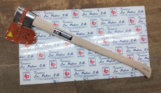 Hacha Vasca Jauregi Urnieta 2000gr + Funda