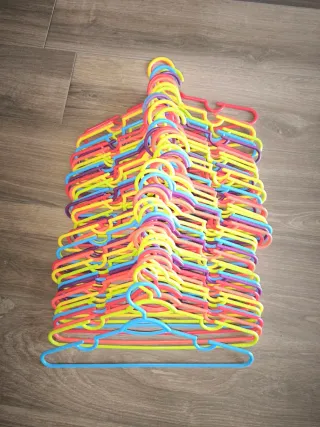 45 Appendiabiti Plastica Colorata