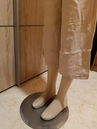 Pantalones anchos beige