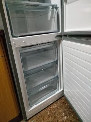 Nevera Combi Bosch Comprada el 5/12/24