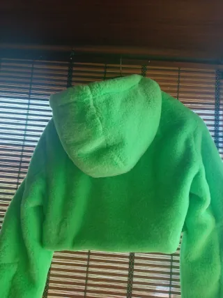 Abrigo Bershka Verde Talla L