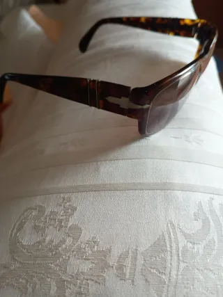 Occhiali da sole uomo Persol marroni