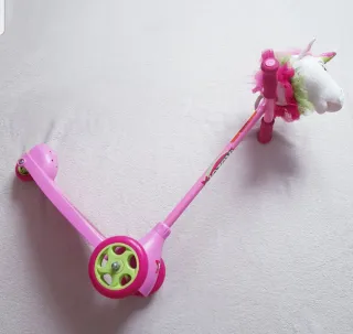 Patinete Razor Jr y juguete unicornio, 2 en 1 rosa