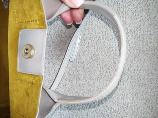 Bolso Tote Bimba y Lola Charol Dorado