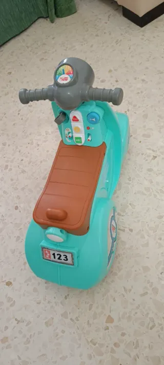 Moto/Vespa Bebé Fisher Price