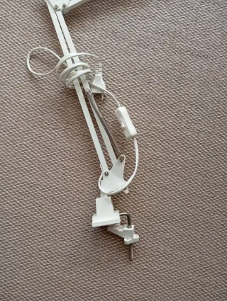 Flexo de mesa Ikea blanco