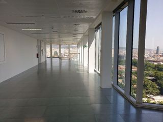 Oficina en alquiler en La Barceloneta en Barcelona