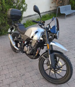 Moto Hanway G15 Plata y Negra