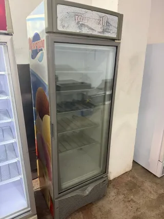 Nevera expositora Menorquina