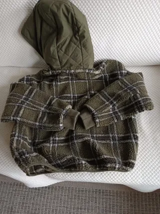 Sudadera Zara cuadros verde