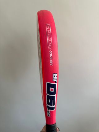 Pala de pádel junior en perfectas condiciones.