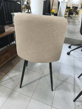 Sillas beige tela y metal