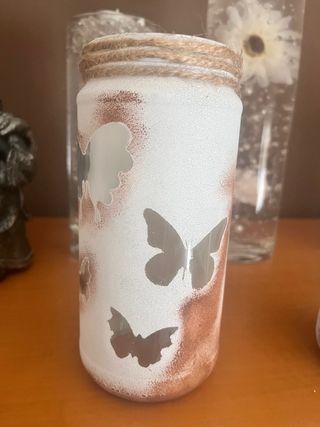 Tarro decorado mariposas y cuerda