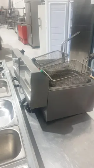 Freidora Doble 8+8L 3.7kW