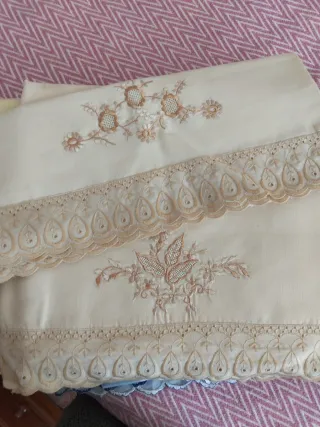 Juegos de Cama Antiguos Bordados