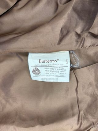 Abrigo Burberrys vintage cuello cuero