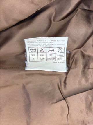 Abrigo Burberrys vintage cuello cuero