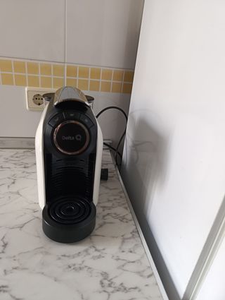 Cafetera Delta Qool Evolution Blanca
