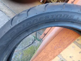 Neumático Bridgestone Battlax 100/80-14M/C 48P