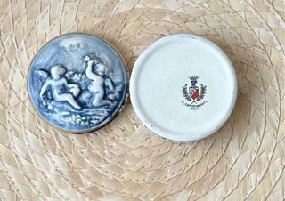 Varias Cajitas de porcelana