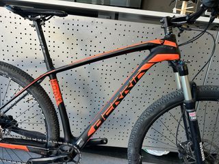 Bicicleta Berria Bravo carbon