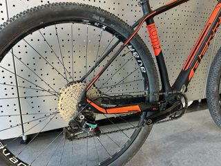 Bicicleta Berria Bravo carbon