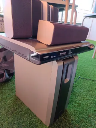 Home Cinema Thomson Gris