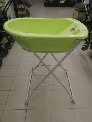 Bañera para bebé con patas