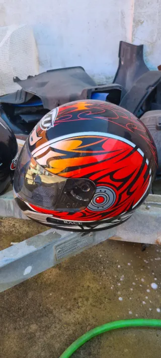 Casco de moto MT Helmets