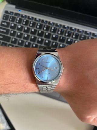 Reloj Casio Azul y Plateado