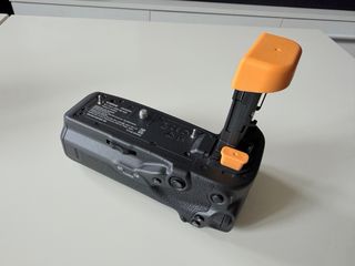 Impugnatura Batteria Canon BG-R20