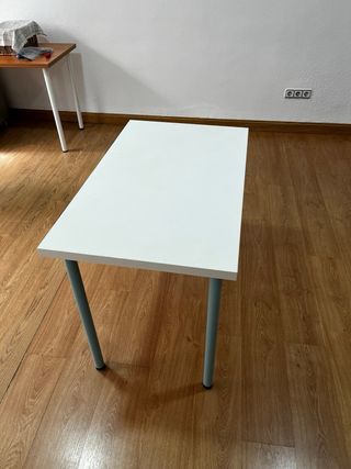 Mesa Ikea Blanca Patas Azules
