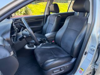 Toyota Avensis 2.2 D4D Executive Wagon