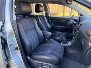 Toyota Avensis 2.2 D4D Executive Wagon