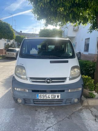 Opel Vivaro 2006