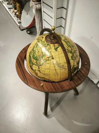 Mini Bar Bola del Mundo Madera y Metal