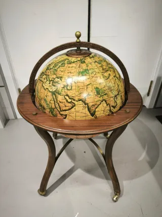 Mini Bar Bola del Mundo Madera y Metal