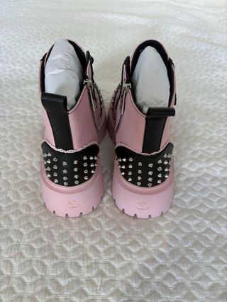 Botas Hot Chocolate Design Rosa y Negro