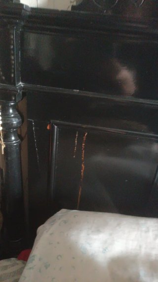 Cabecero gótico antiguo
