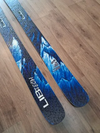 Esquís Freestyle 178 Lib Tech ufo 105