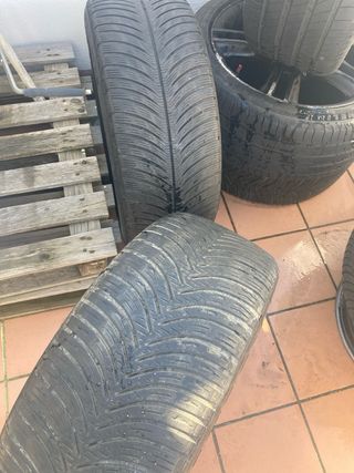 4 Neumáticos Invierno Michelin 225/45 R18