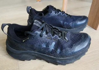 Zapatillas Asics Trabuco 12 GORE TEX Negras